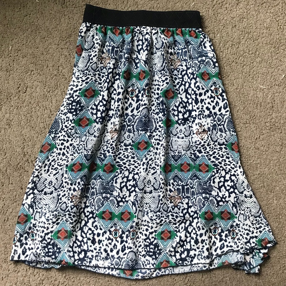 Lularoe Lola XS Skirt. New with Tags.
